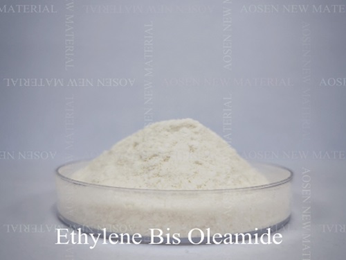 Cad é Ethylene Bis Oleamide?